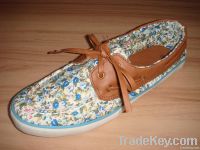 Lady Casual Shoes with Floral Canvas