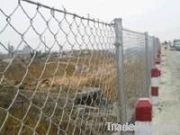 chain link fence