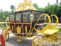 Gloden wedding horse carriage