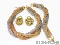 https://cn.tradekey.com/product_view/2012-Fashion-Gold-Jewelry-Set-3898076.html