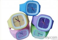 2012 Fashional Silicone Jelly Sports Watch Water Resistant with CE and