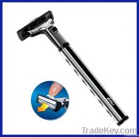 Pivoting twin blade shaving razor with aloe strip