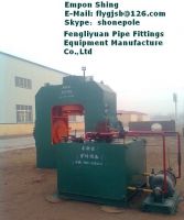 Carbon steel tee cold making machine