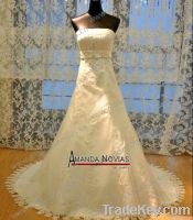 Luxurious French Lace A-line Elegan Wedding Dress New Designer