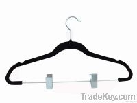 velvet hanger with 2 metal clips