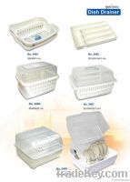 Plastic dish drainer