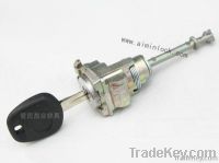 Toyota carola right door lock