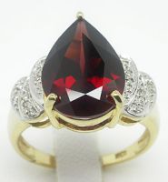 14K Solid YG 6.1 Cts Genuine Garnet / Diamond Ring