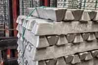 Aluminium Ingot/lead Ingot/High Carbon Ferro Manganese/Calcium metal/Fluorite 85%/90% /Ferro Silicon 75% (Stone)/vanadium pentoxide (V2O5)/Ferro Molybdenum From South Africa