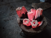 Light Quickly Natural Barbecue Charcoal with High Heat Value From Vietnam