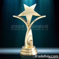 2013 New Perfect Design Metal Trophy