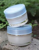 https://cn.tradekey.com/product_view/Any-Types-Of-Plastic-Product-Tubes-Caps-jars-bottles-fliptop-Etc-7294603.html
