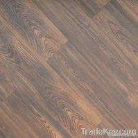 vinyl plank/tile flooring