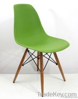 Small eames chair
