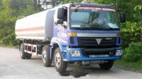 Auman small triaxial tanker truck