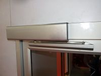 Automatic swing door operator