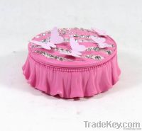 Polyresin Butterfly Jewelry Box Round, Pink Color Jewelry Case