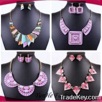 https://cn.tradekey.com/product_view/2014-Exaggerated-Necklace-European-And-American-Exaggerated-Necklace-6535250.html