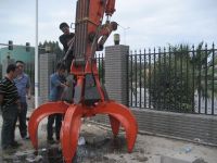 excavator scrap metal grab