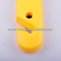 Car Escape Tool With Seat Belt Cutter