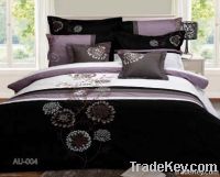 Nice Quilt Cover with Pillowcases