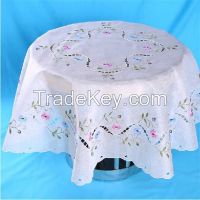 Round embroidered table cloth