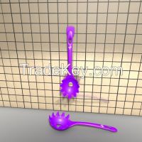 Nylon Noodle Scoop