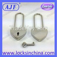 AJF Newest Hot Selling Metal Big Working Heart love padlock