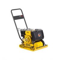 Forward vibratory plate compactor